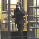 Michael Jackson viziteaza libraria Barnes & Noble din Las Vegas, impreuna cu cei trei copii ai sai (20 mai 2008)