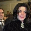 Michael recieves a "Millenium- Bambi" at the Bambi award ceremony in Berlin, Germany.