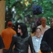 Michael takes his daughter Paris on a shopping spree at Caesar's Palace in Las Vegas for her ninth birthday.