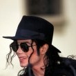 Michael visits the Institut Lumi&Atilde;&uml;re in Lyon.