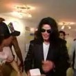 Michael visits the set of SMAP x SMAP.
