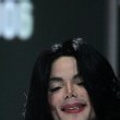 World Music Awards. Beyonce Knowles presents Michael the 'Diamond Award'.
