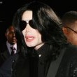 World Music Awards. Michael walks the red carpet and signs his autograph for fans as he enters the ceremony.