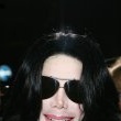 World Music Awards. Michael walks the red carpet and signs his autograph for fans as he enters the ceremony.