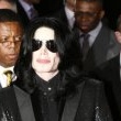 World Music Awards. Michael walks the red carpet and signs his autograph for fans as he enters the ceremony.